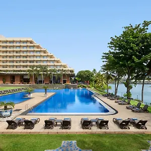 5* Hotell Cinnamon Lakeside